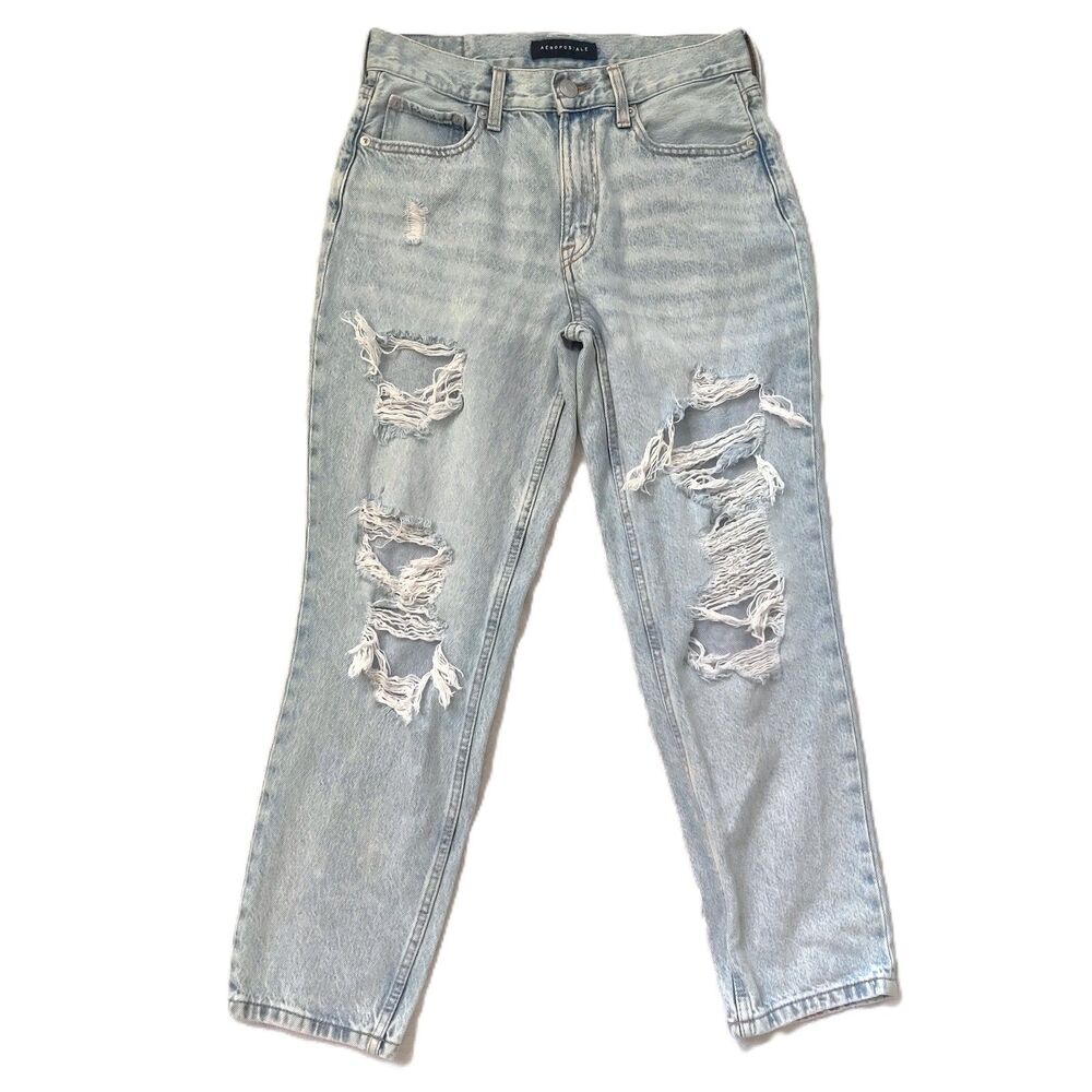 Aeropostale Womens Size 4 High Rise Mom Jeans Light Wash Distressed Ripped Acid